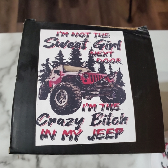 I'M THE Crazy BI*** IN MY JEEP 32oz Hydro Handle Bottle Tumbler 💜sale - Picture 3 of 10